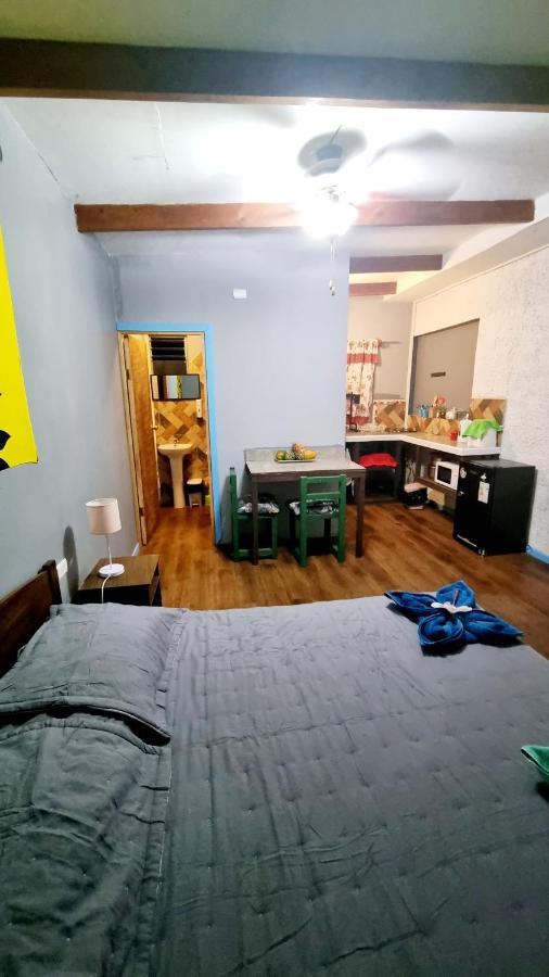 Hostal Henua Roa Hanga Roa Extérieur photo
