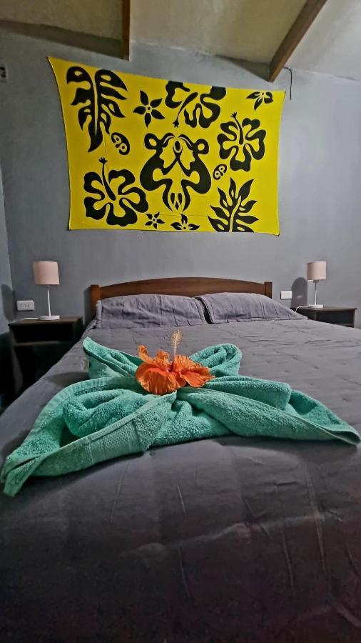 Hostal Henua Roa Hanga Roa Extérieur photo