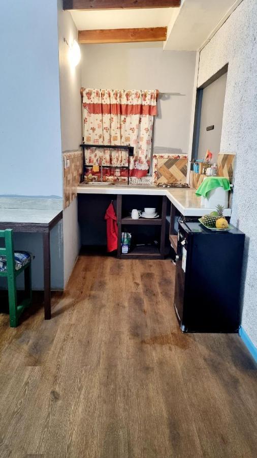 Hostal Henua Roa Hanga Roa Extérieur photo